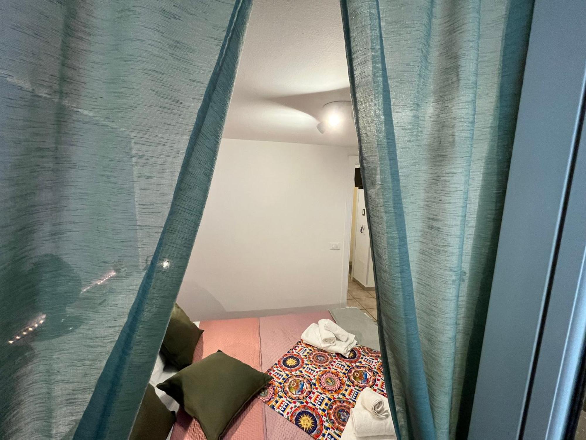 Bohemien Near Quattro Canti Palermo Ngoại thất bức ảnh